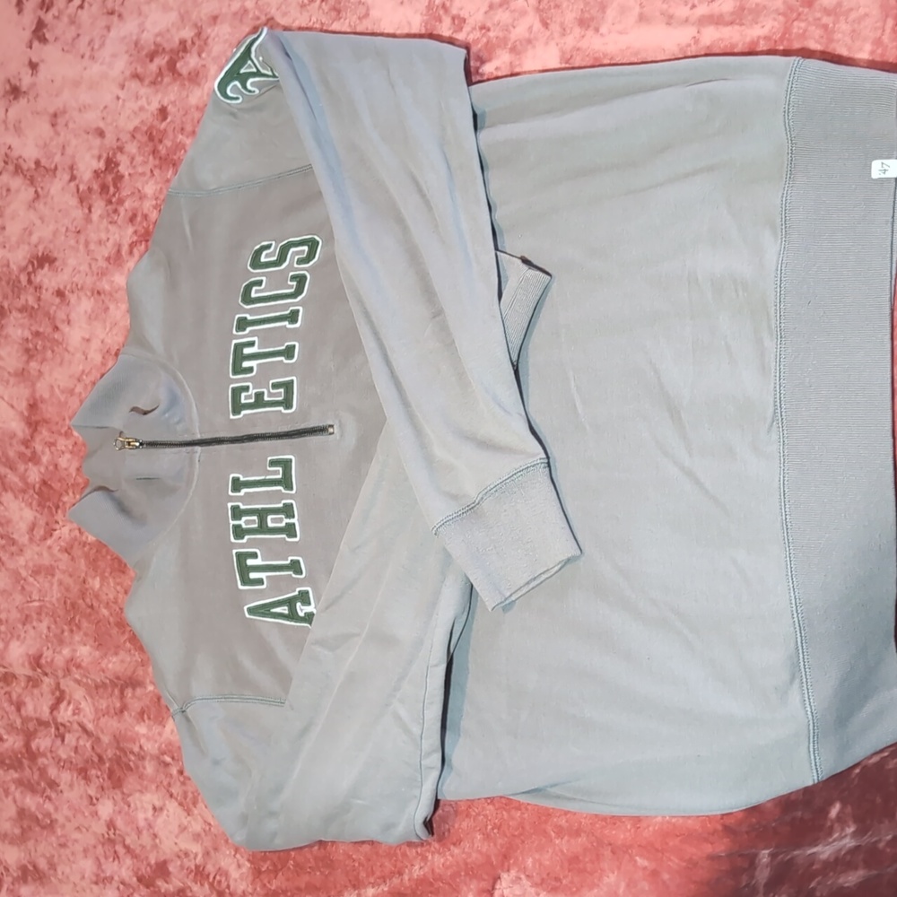 Oakland Athletics pull over Men's XL